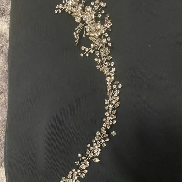 Crystal Bridal Head Piece - Picture 5 of 8